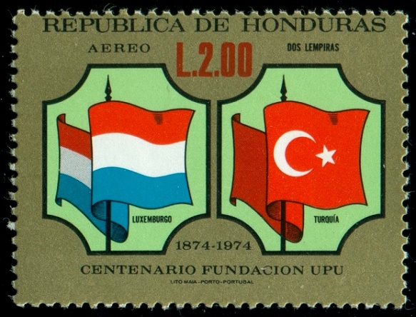 HONDURAS. chybně vlajka Turecka - půlměsíc s hvězdou musí být vlevo