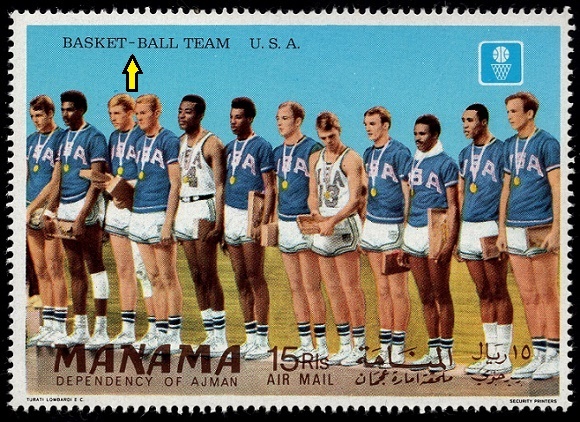 MANAMA. chybný pravopis. 'basketball' se píše jako jedno slovo